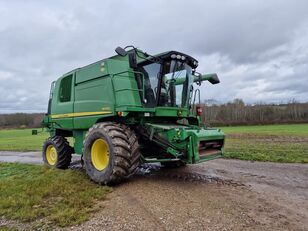 John Deere W650 kombajn za žito