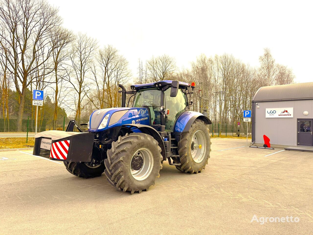 New Holland T7.270 AC traktor točkaš