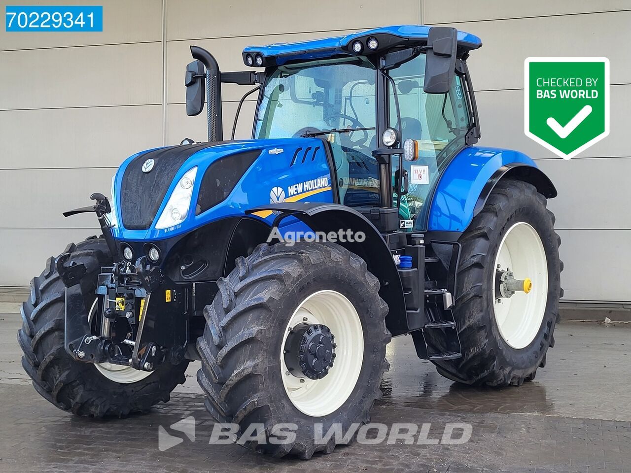 New Holland T7.270 AC 4X4 with GPS traktor točkaš